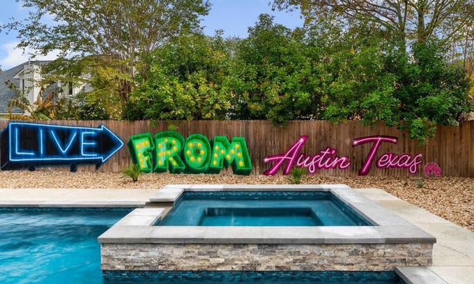 Round Rock House | Sun Filled Home W Gorgeous Pool HotTub Gameroom