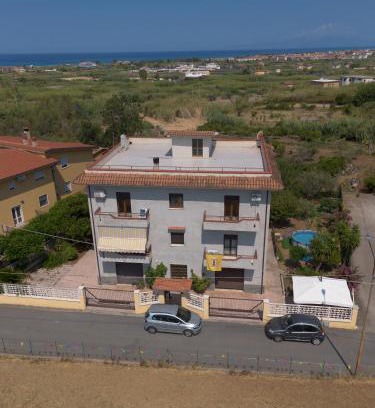 Grisolia Apartment | Sun House