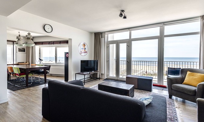 Zandvoort Apartment | Sunbeam Apartment with Panorama sea view