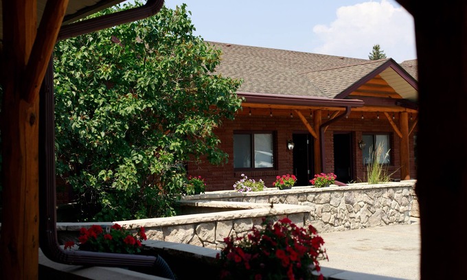 Pinedale Hotel | Sundance Motel