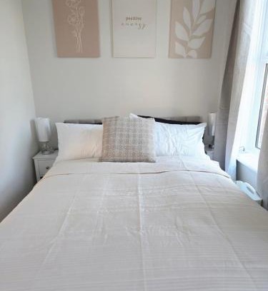 Lewisham House | Sunflower
