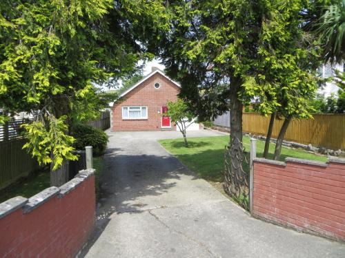 Weymouth House | Sunny Haven