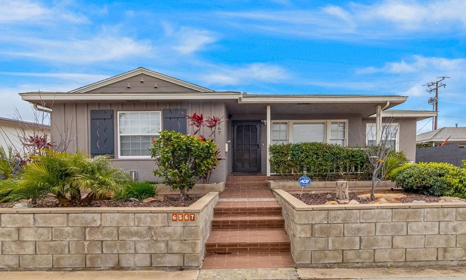Allied Gardens House | Sunny home near eateries and shops with private pool, updated kitchen, patio