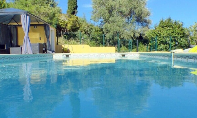 Ollioules House | Sunny house with garden and private pool