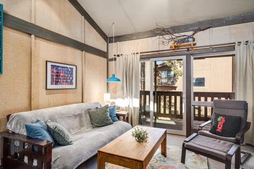 Bear Valley Apartment | Sunny, Spacious & Pet Friendly - Creekside #39
