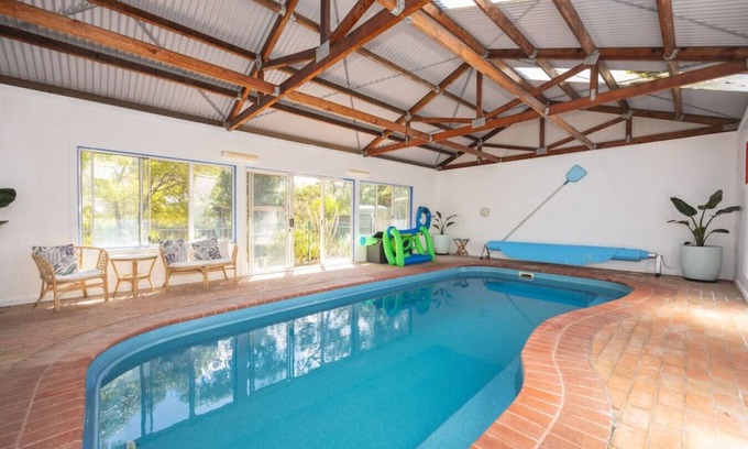 Surf Coast House | Sunnymead Heated Pool Retreat