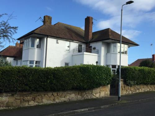 Prestatyn House | Sunnyside - Large Seaside Home with views and Hot Tub