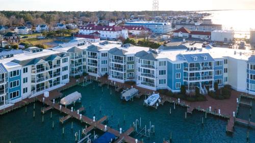 Chincoteague House | Sunset Bay Villa 118 - Waterfront, Deep-water boat slip!