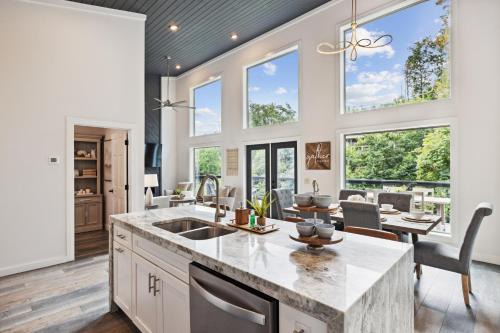 Chalet Village North House | Sunset Chalet cabin