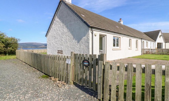 Craignure House | Sunset Cottage