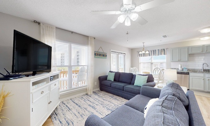 Fort Walton Beach Condo | Sunset Dreamer | Condo in Fort Walton Beach with ocean views and pool access