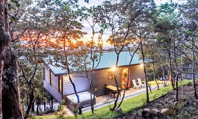 La Lindora Cabin | Sunset & Gulf View Casita with Hot Tub