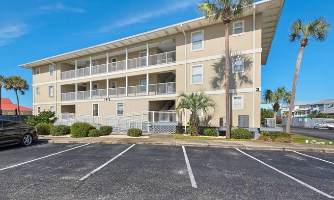 Navarre Beach Villa | Sunset Harbor Villas 312/Steps to the Beach