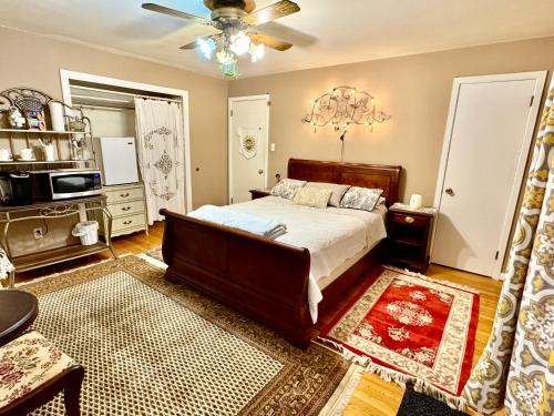 Amherst House | Sunset Home
