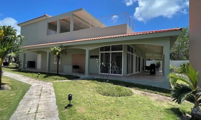 Costa Maya House | Sunset Paradise Villa in Gated Community of Costa del Sol has Beach Pool &Oceann