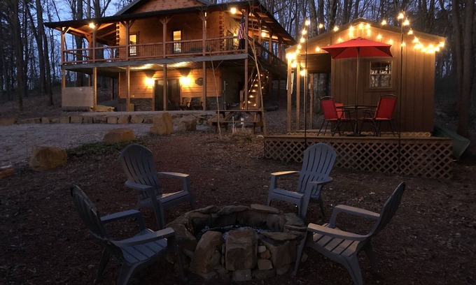 Logan Cabin | Sunset Ridge Cabin in Hocking Hills