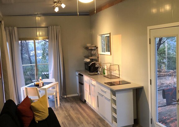Somerset House | Sunset Tiny Cottage in El Dorado County