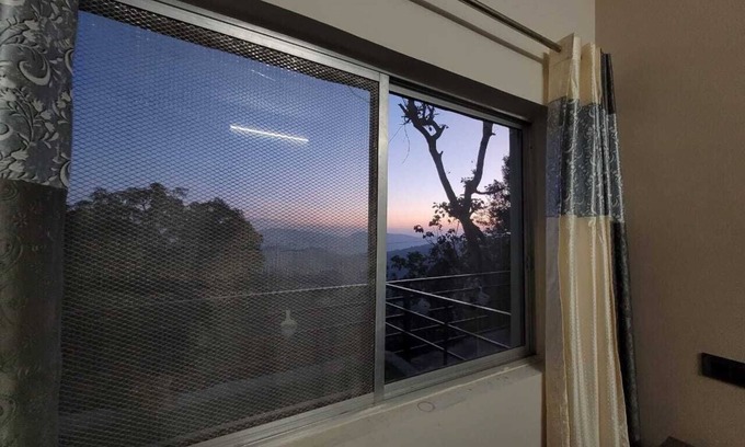 Jaiharikhal Hotel | Sunset View Point Homestay