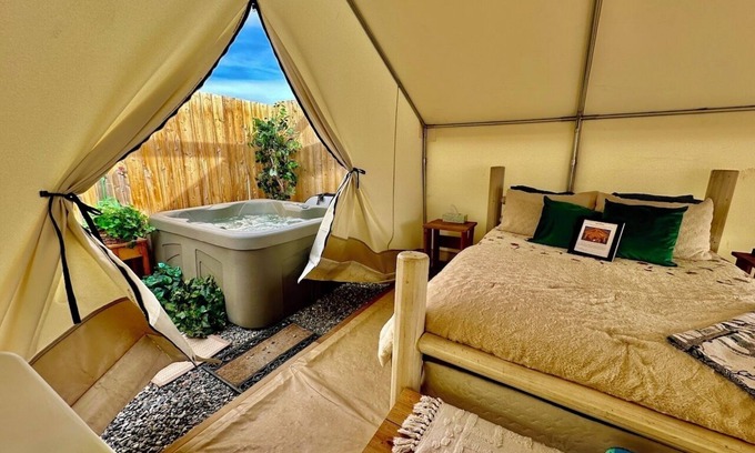 Monument RV Rental | “Sunshine” Glamping, Private Bath + Hot Tub