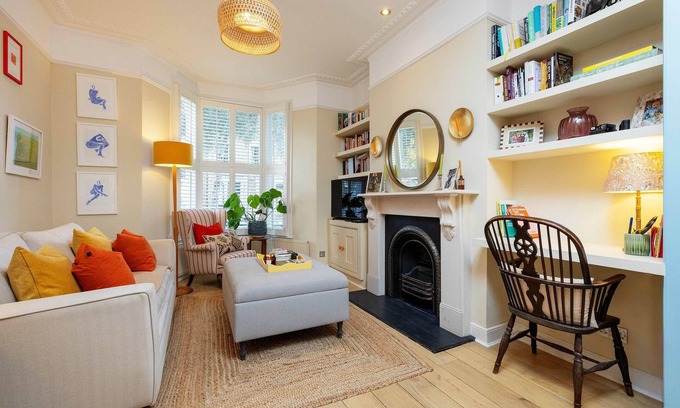 Stoke Newington House | Sunshine Joy, by Veeve