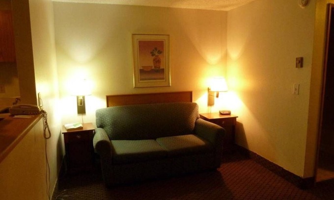 Fife Hotel | Sunshine Motel II