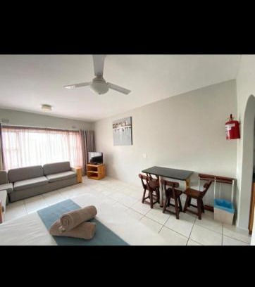 Margate Apartment | Suntide Cabanas unit 3