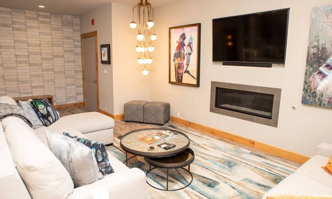 Vail Condo | Sunvail Condos 12A - Remodeled, Platinum Rated Condo - Minutes from the Slopes!