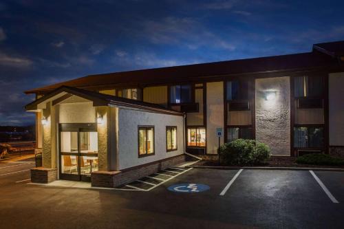 Flagstaff Hotel | Super 8 by Wyndham Flagstaff