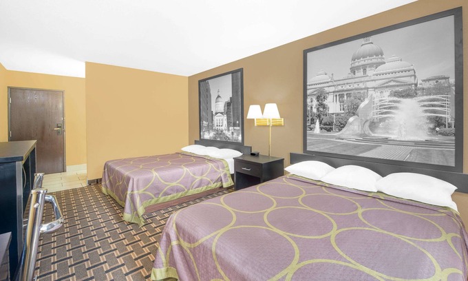 Terre Haute Hotel | Super 8 by Wyndham Terre Haute