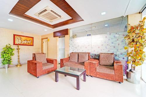 Ram Nagar Hotel | Super Collection O Gandhipuram