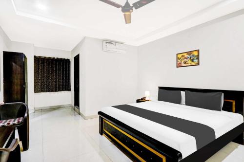 Visakhapatnam Hotel | Super Collection O Daba Garden Road