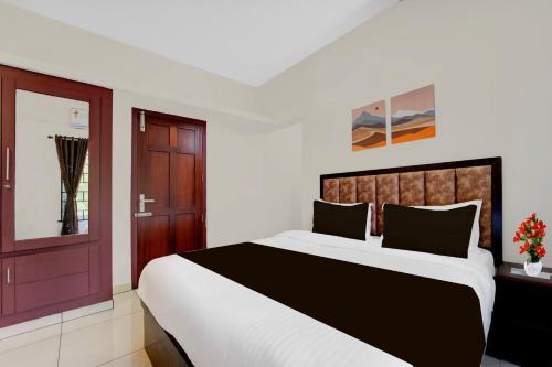 Neyyattinkara Hotel | Super Collection O Valiyavila Junction Formerly Prism Heights