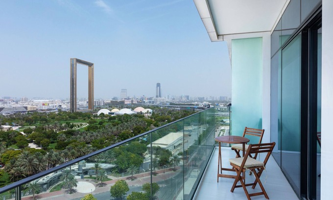 Bur Dubai Apartment | Superb 1BR apartment overlooking Zabeel Park and Dubai Frame