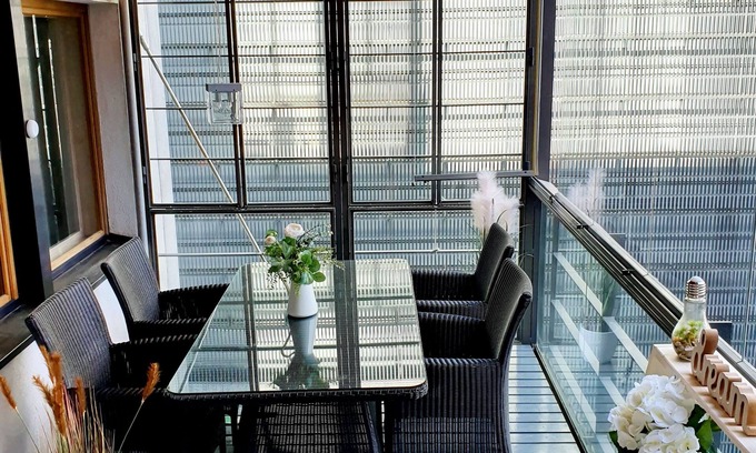 Kamppi Apartment | Superb 1BR home with sauna and terrace