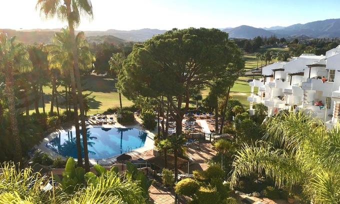 Mijas Apartment | Superb apartment between Malaga and Marbella in a magical, peaceful setting.