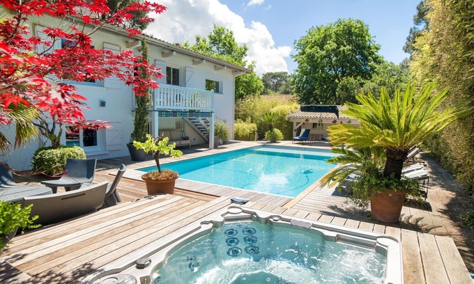 Pyla-sur-Mer Villa | Superb peaceful villa with heated pool and jacuzzi 300 m from the beach