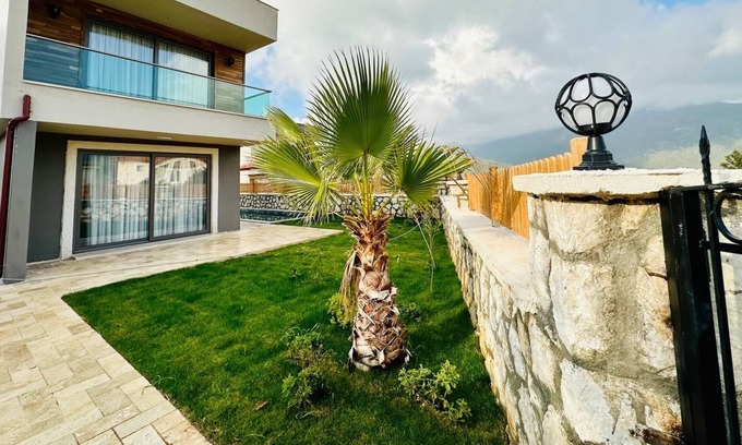 Kas Apartment | Superb Private Villa With Pool and Garden in Kas