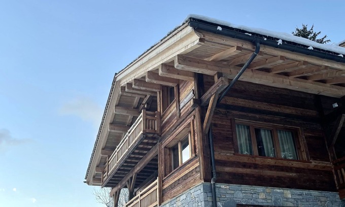La Clusaz Ski Chalet | Superb renovated chalet facing the Aravis mountains