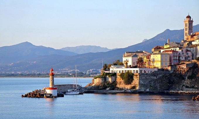 Bastia Apartment | Superb T3 apartment, swimming pool, Ground floor (1GL/2PLits)
