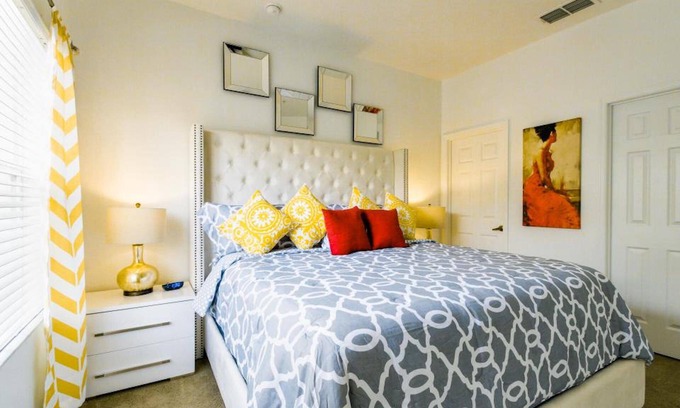West Kissimmee House | Superb Townhouse Newly Renovated 1.5 miles to Disney