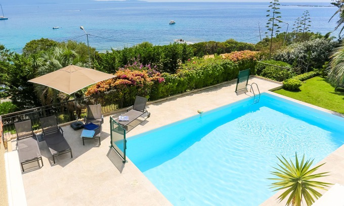 Ajaccio Villa | Superb Villa for up to10, location, air conditioning , pool, beach at 60 ft.