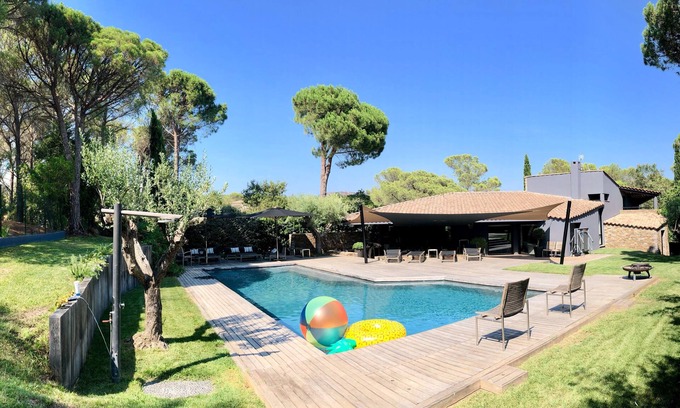 Saint-Raphael Villa | Superb Villa in St Raphaël 220 m2 + swimming pool any comfort close sea and golf