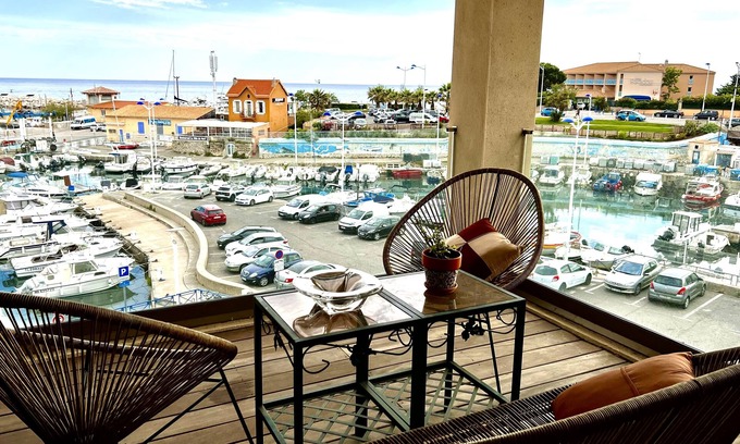Sausset-les-Pins Apartment | Superbe Appartement Climatisé vue Port et mer