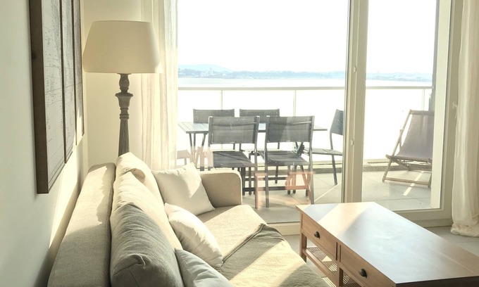 Sete Apartment | Superbe appartement 2 chambres avec terrasse et vue mer