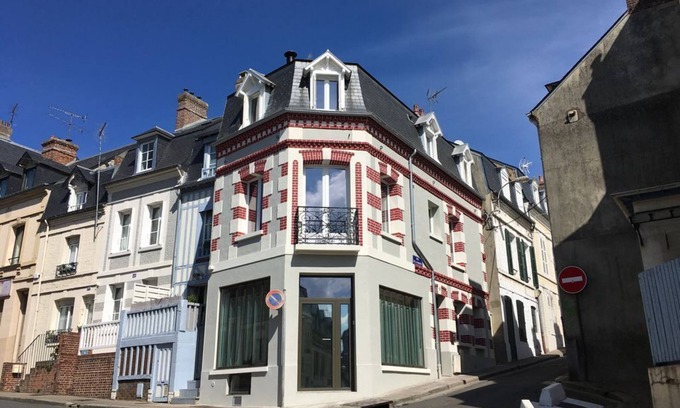 Trouville-sur-Mer House | Superbe House 12 People 200m2 Center of Trouville + Fitness, BabyFoot, Cheminee