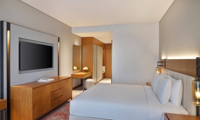 Al Majaz Apartment | Superior Room Near Sharjah City Center