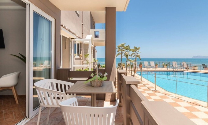 Kato Stalos House | Superior sea view room
