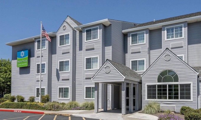 Sacramento Hotel | SureStay by Best Western Sacramento South Natomas