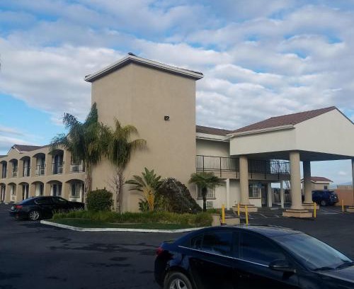 Hollister Hotel | SureStay Hotel by Best Western Hollister
