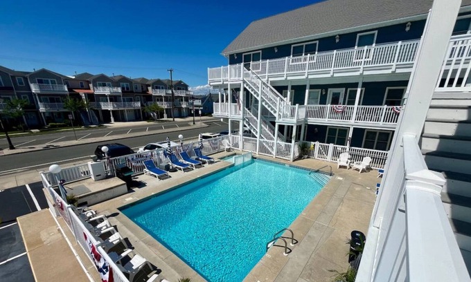 Cape May - Wildwood Condo | Surf Ave Suite: Pool, Beach, & Boardwalk